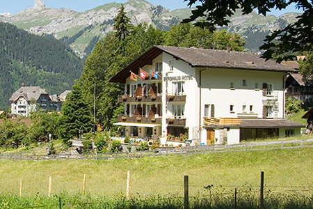 Hotel Berghaus
- Wengen -