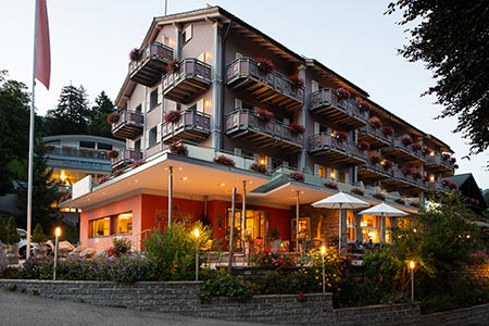 Parkhotel Schoenegg
- Grindelwald -