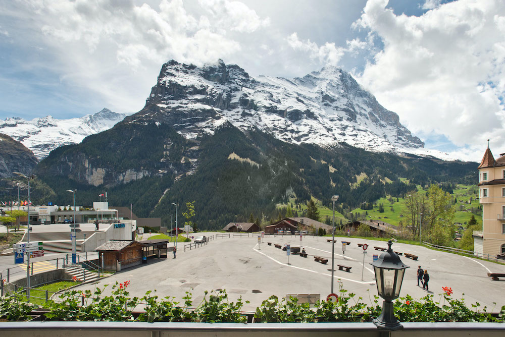 Hotel Bernerhof - Enjoy the calm location in the centre of Grindelwald